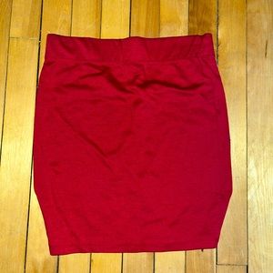 SEXY RED PENCIL SKIRT
